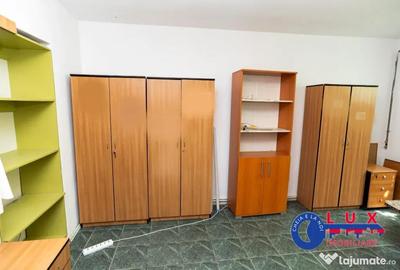 Spațiu comercial, de 57 mp, în Central - 8