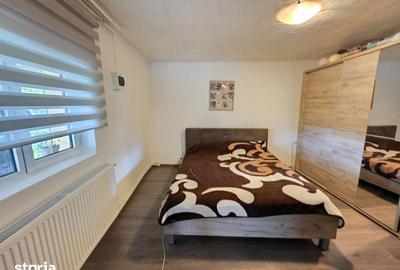 Casă cu 3 camere cu Teren 1700 Mp în Central - 3