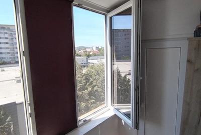 Apartament cu 4 camere decomandat în Sud - 8