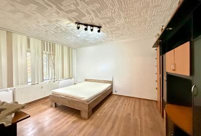 Apartament cu 2 camere decomandat, mobilat în Vitan Mall - 1