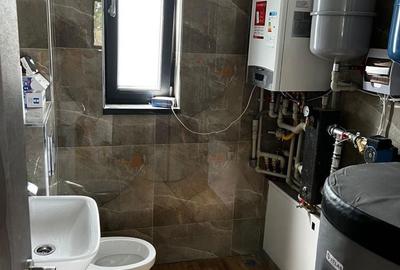 Casă cu 4 camere în Mihăești - 1