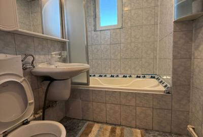 Apartament cu 3 camere semidecomandat în Vest - 10