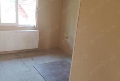 Casă cu Teren 535 Mp în Mușcel - 2