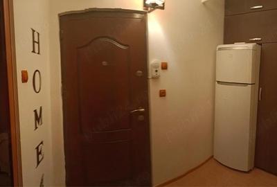 Garsonieră decomandată în - 1