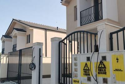 Casa de vanzare Duplex zona Carrfour Casa de vanzare Duplex zona Carrfour - 3