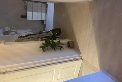 Spațiu comercial, de 55 mp, în Capitol - 4