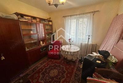 Apartament cu 3 camere decomandat în Cetate - 1