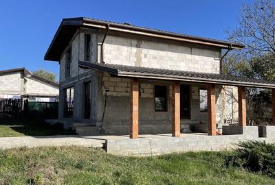 Casă cu 3 camere în Dărmănești - 4