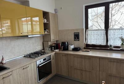 Casă cu Teren 250 Mp în Dumbrăvița - 3