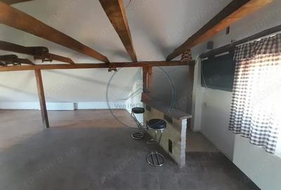 Casă cu Teren 257 Mp în Central