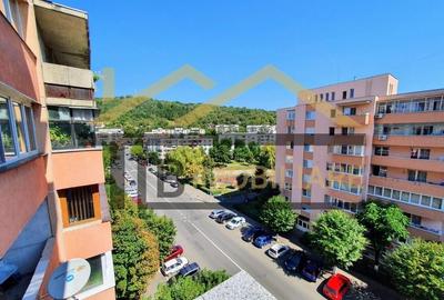 Apartament de 3 camere, 75mp, decomandat, Zona Fortuna - 12