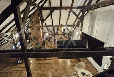 Casa de birouri de inchiriat 11 camere - 23