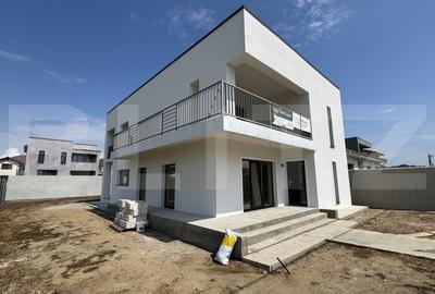 Casă individuală cu 4 camere cu Canalizare în Exterior Est - 1