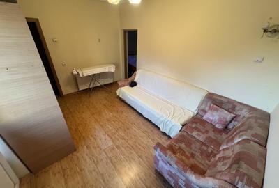 Apartament cu 2 camere semidecomandat, mobilat în Central