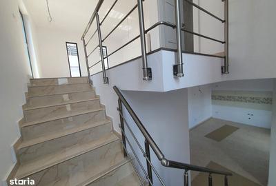 Casă cu 3 camere în Valea Adâncă - 4