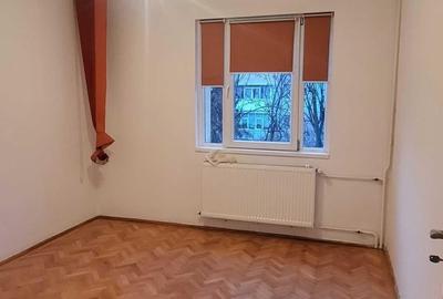 Apartament cu 2 camere semidecomandat în Titan - 2