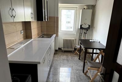 Apartament cu 3 camere si 2 bai, decomandat, zona Gara - Arcu, Iasi