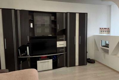 Garsonieră decomandată în Dacia