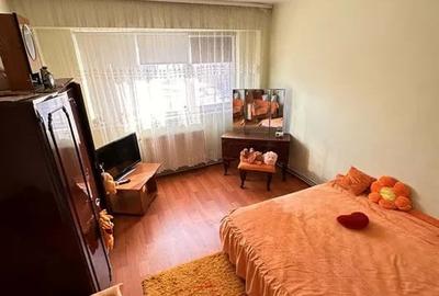 Apartament cu 2 camere decomandat în Viziru 3 - 2