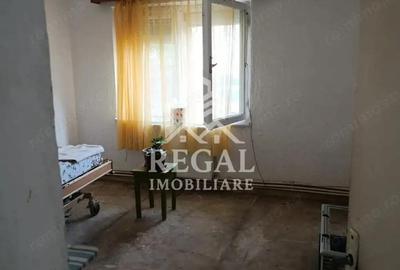 Apartament 3 camere, 2 bai, parter inalt Micro 5 - 9