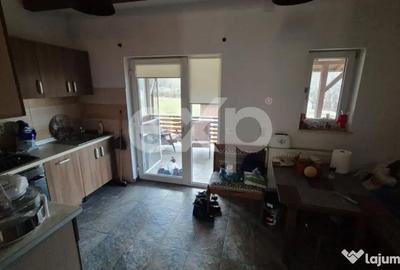 Casă cu 4 camere cu Teren 553 Mp în Hințești - 6