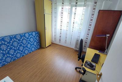 Apartament cu 2 camere decomandat, mobilat în Titan - 3