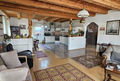 Casă cu 4 camere cu Teren 470 Mp în Ilieni