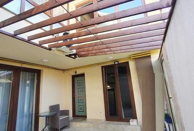 Casă individuală cu 8 camere cu Canalizare în Central - 2