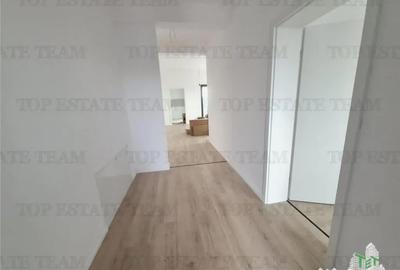 Casă cu 4 camere cu Teren 685 Mp în Corbeanca - 9