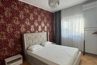 Apartament cu 3 camere decomandat, mobilat în Universitate