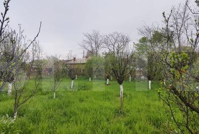 Casă cu 4 camere cu Teren 1660 Mp în Central - 16