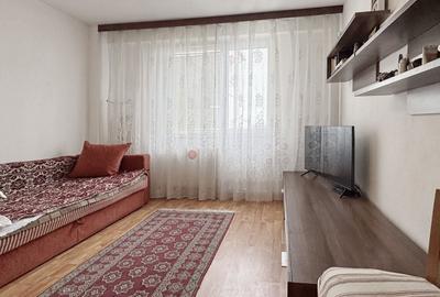 Apartament cu 3 camere decomandat în Astra - 8