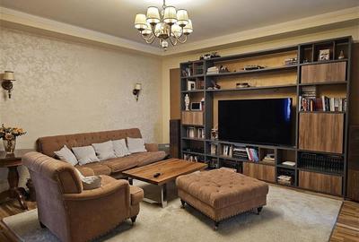 4 cam floreasca, plus 1 cam mansarda(birou), in vila, curte, garaj - 7