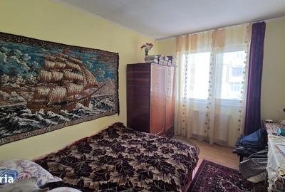 Apartament cu 3 camere semidecomandat în Central - 10