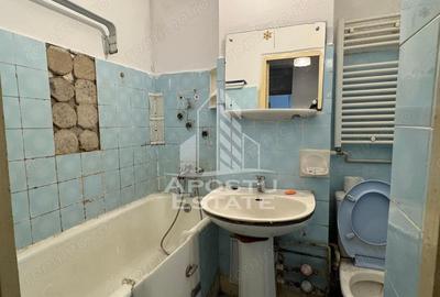 Apartament cu 3 camere decomandat în Olimpia-Stadion - 3