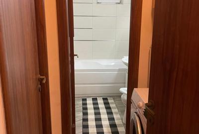 Apartament cu 3 camere semidecomandat în Central - 3