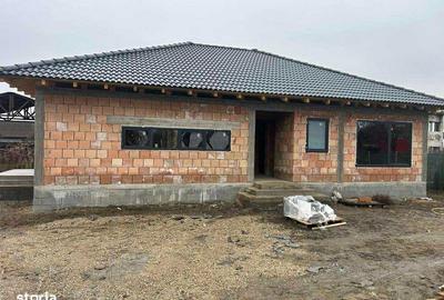 Casă cu 4 camere cu Teren 146 Mp în Ernei - 4