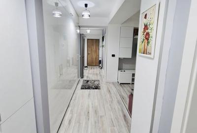 Apartament cu 2 camere semidecomandat în Central - 1