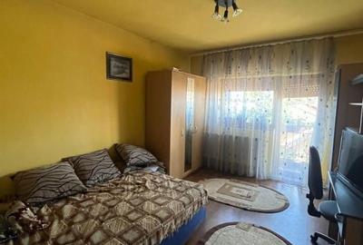 Casă cu 10 camere cu Teren 181 Mp în Rovine - 4