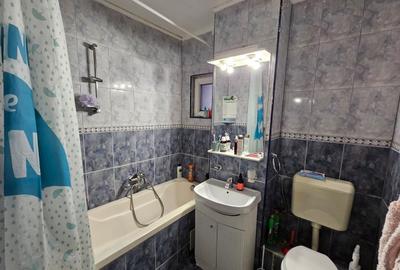 Apartament cu 3 camere decomandat în Centrul Istoric - 9