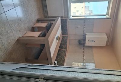 Apartament cu 3 camere decomandat în Central - 1