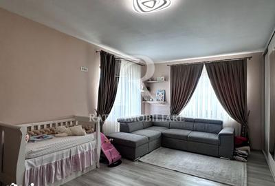 Casă cu 4 camere cu Teren 6380 Mp în Girișu de Criș - 6