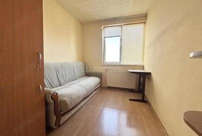 Garsoniera decomandata de vanzare Rogerius - str. Aluminei - etaj 9 - 2 lifturi