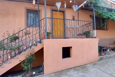 Casa 4 cam,suprafata utila 115mp, si teren 694mp,spre vanzare in Ocna Sibiului