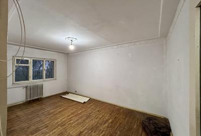 Apartament cu 3 camere decomandat în 9 Mai - 3