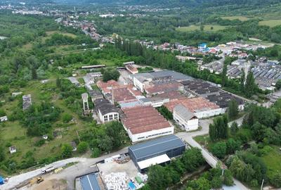 Proprietate industriala de vanzare in Dambovita Pucioasa - 1