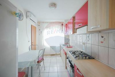 Apartament cu 2 camere de vanzare str. Cazaban, zona Iosia - 6