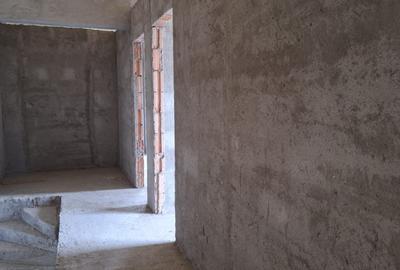 Duplex 2025,su 150mp, 4 dormitoare,living,3 bai,bucatarie,teren 300mp,2 parcari - 14