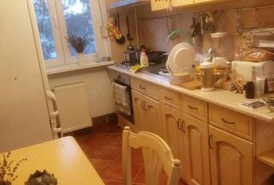 Apartament cu 3 camere decomandat în Central - 1