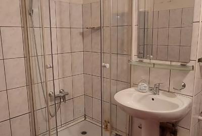 Stradal,zona Cismigiu,5-6 minute de mers pana la mertou.Cel mai bun pret !!! - 15